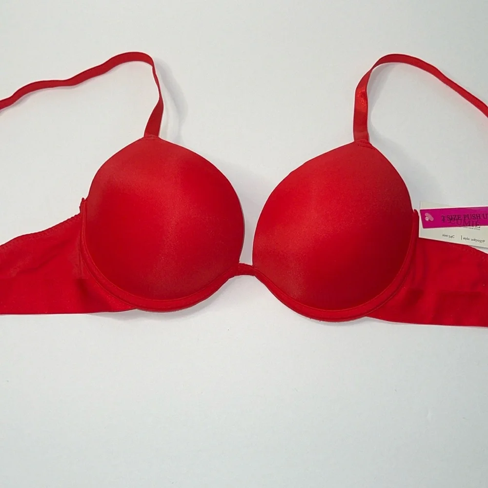 Super Push Up Extreme Padded Maximum Lift Add 2 Cup Size Bombshell Bra. NWT